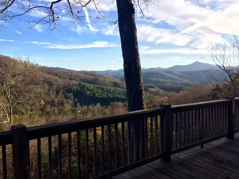 499 Match Pt, Sylva, NC 28779 photo 5
