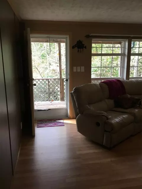 71 Pacifica Dr, Sylva, NC 28779 photo 3
