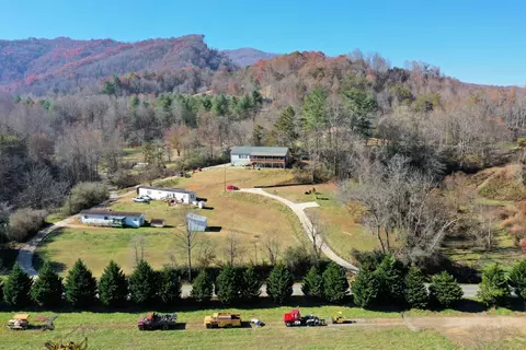380 Mockingbird Ln, Sylva, NC 28779 photo 7