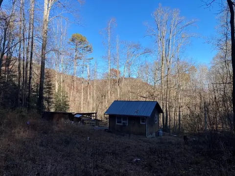 38 Snow Bird Rd, Sylva, NC 28779 photo 2
