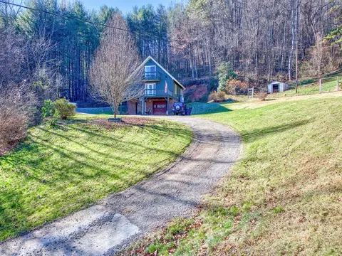 290 Wilson Branch Rd, Canton, NC 28716