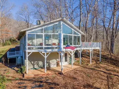 46 Discovery Pl, Sylva, NC 28779 photo 1