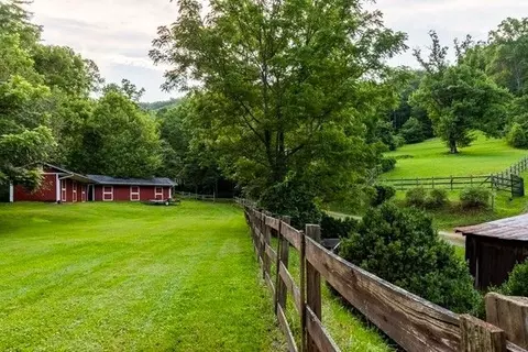 220 Genesis Trail Dr, Sylva, NC 28779 photo 12