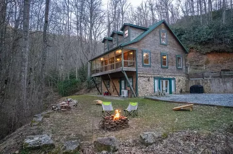 89 Big Bear Mtn, Sylva, NC 28779 photo 9