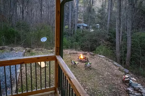 89 Big Bear Mtn, Sylva, NC 28779 photo 3