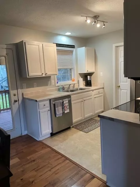 2031 Lakeside Dr, Franklin, NC 28734 photo 7