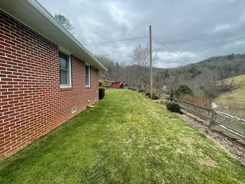 110 Grey Stone Dr, Sylva, NC 28779 photo 47