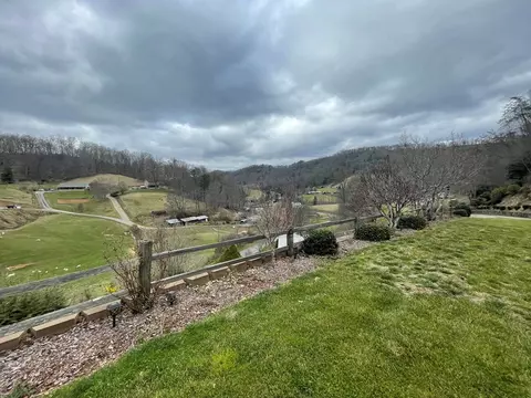 110 Grey Stone Dr, Sylva, NC 28779 photo 51