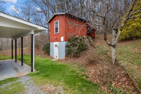 677 Monteith Branch Rd, Sylva, NC 28779 photo 37