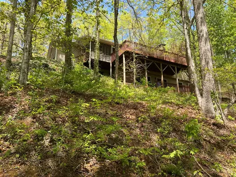322 Kirk Rd, Sylva, NC 28779 photo 2