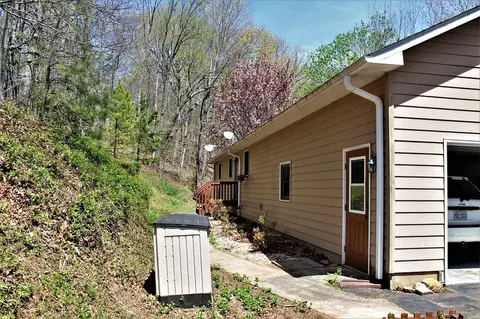 322 Kirk Rd, Sylva, NC 28779 photo 5