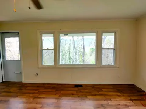 385 Slim Dillard Rd, Sylva, NC 28779 photo 9