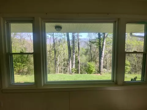 385 Slim Dillard Rd, Sylva, NC 28779 photo 10