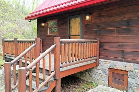 125 Bear Hug Way, Sylva, NC 28779 photo 11
