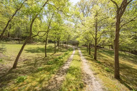 25 E Caesar Rd, Otto, NC 28763 photo 2