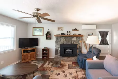 25 E Caesar Rd, Otto, NC 28763 photo 22