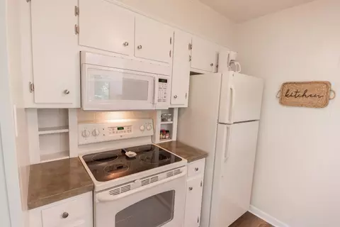 25 E Caesar Rd, Otto, NC 28763 photo 32