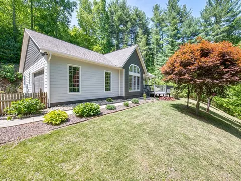 166 Amaroo Rdg, Sylva, NC 28779 photo 2