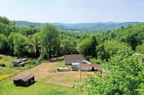918 Monteith Branch Rd, Sylva, NC 28779 photo 6