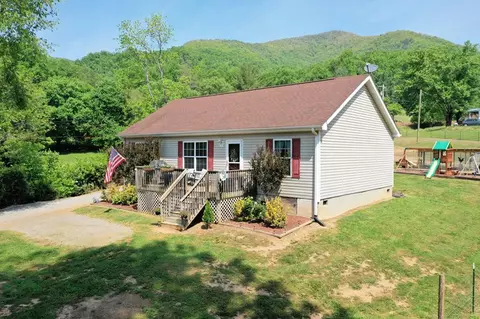 918 Monteith Branch Rd, Sylva, NC 28779 photo 1