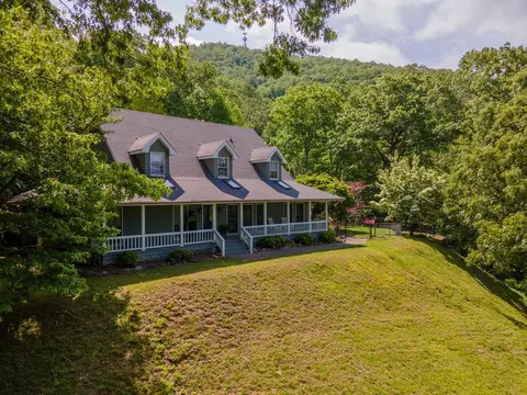 247 Cowan St, Sylva, NC 28779 photo 2