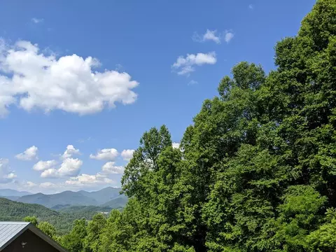 00 Thunderbird Rd, Sylva, NC 28779