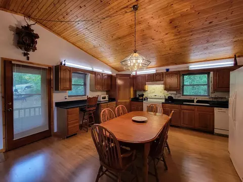 146 Clyde Ruby Rd, Franklin, NC 28734 photo 9