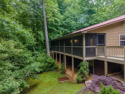 113 October Ln, Sylva, NC 28779 photo 1