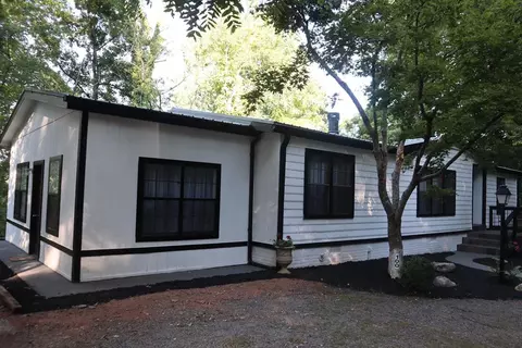 100 Middle Dr, Franklin, NC 28734 photo 4