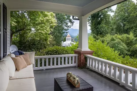 72 Ridgeway St, Sylva, NC 28779 photo 2