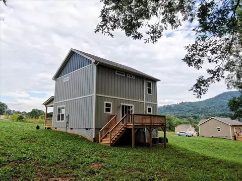 225 Ridge View Dr, Clyde, NC 28721 photo 7