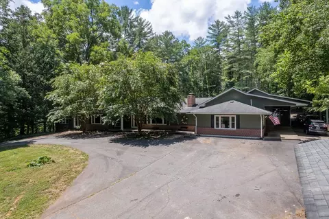 303 Hill St, Dillsboro, NC 28725 photo 9