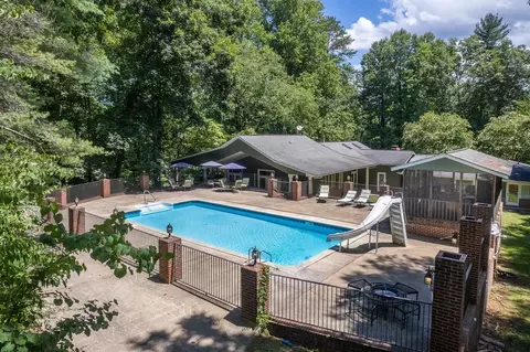 303 Hill St, Dillsboro, NC 28725