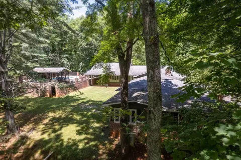 303 Hill St, Dillsboro, NC 28725 photo 6