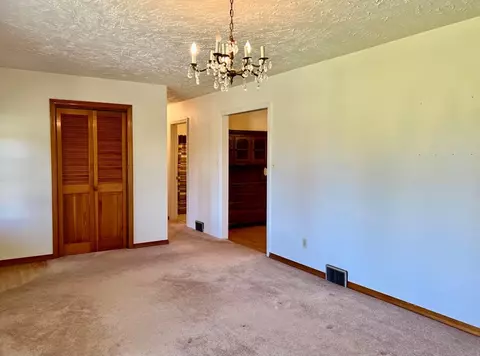 124 Leaf Ln, Clyde, NC 28721 photo 8