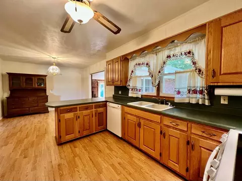 124 Leaf Ln, Clyde, NC 28721 photo 10