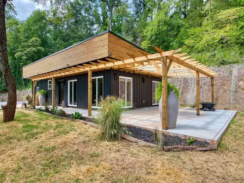 249 Grove Rd, Sylva, NC 28779 photo 1