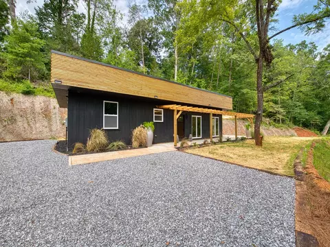 249 Grove Rd, Sylva, NC 28779 photo 2