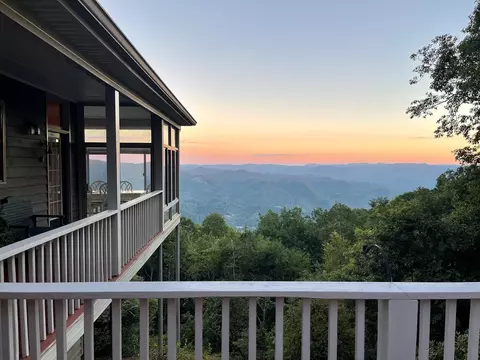 168 Bold Springs Rd, Sylva, NC 28779 photo 2