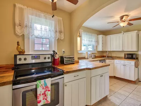 3701 Broad St, Clyde, NC 28721 photo 17