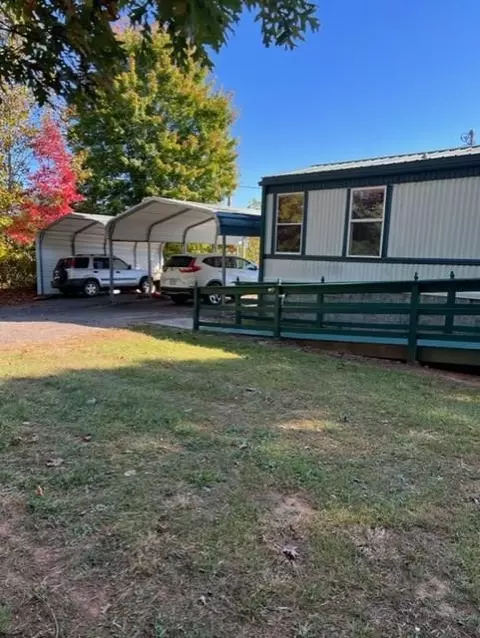 44 Woody Rd, Robbinsville, NC 28771