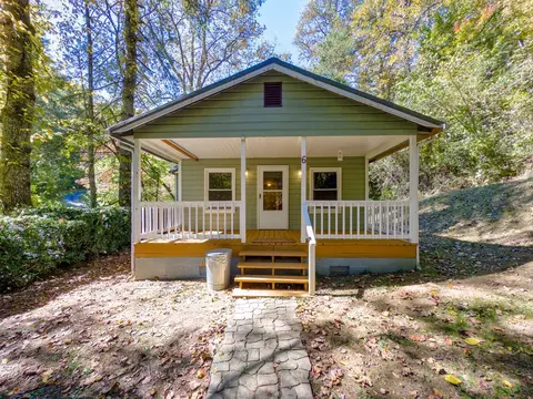 6 Genesis Trail Dr, Sylva, NC 28779 photo 1
