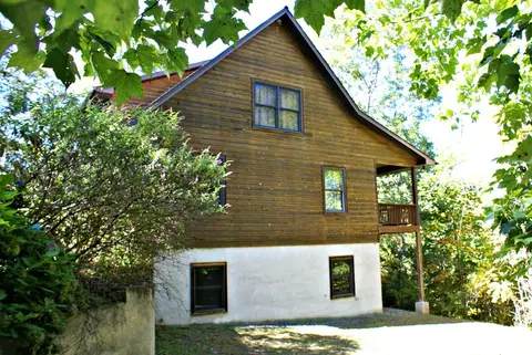 310 Newfound Rd, Sylva, NC 28779 photo 2