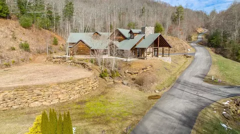 90 Garnet Rd, Sylva, NC 28779 photo 13
