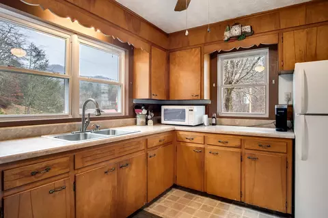 69 Early Deitz Rd, Sylva, NC 28779 photo 18