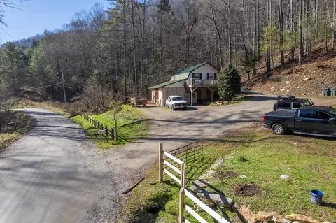2268 Blanton Branch Rd, Sylva, NC 28779 photo 9