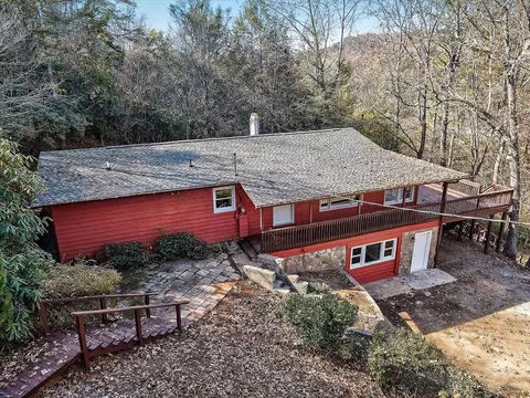 121 Five Points Dr, Franklin, NC 28734 photo 1