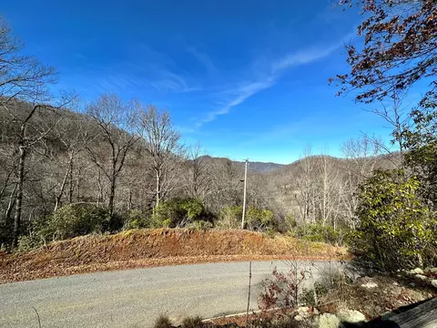 621 Sassafras Rd, Sylva, NC 28779 photo 7