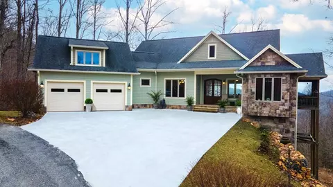 142 Hickory Nut Trl, Sylva, NC 28779 photo 1