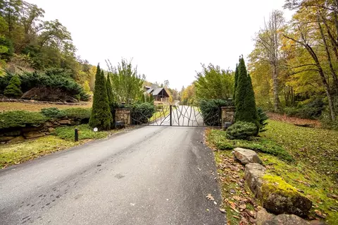 142 Hickory Nut Trl, Sylva, NC 28779 photo 9
